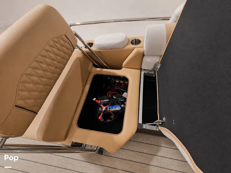 Slide: The Image of Avalon 2585 Excaliber LTD Quad Lounge 2025 - 16447200