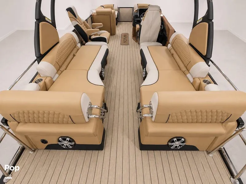 Slide: The Image of Avalon 2585 Excaliber LTD Quad Lounge 2025 - 16447197