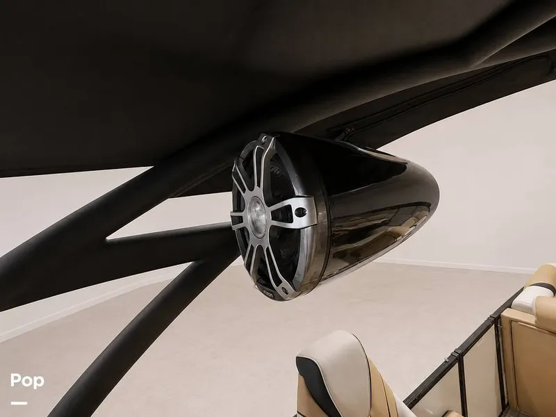 Slide: The Image of Avalon 2585 Excaliber LTD Quad Lounge 2025 - 16447206