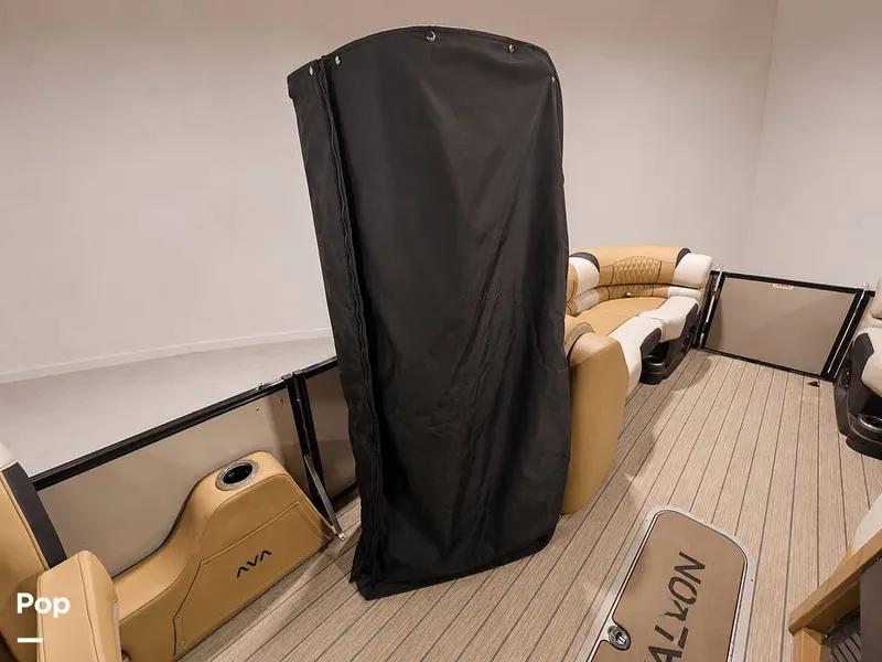 Slide: The Image of Avalon 2585 Excaliber LTD Quad Lounge 2025 - 16447194