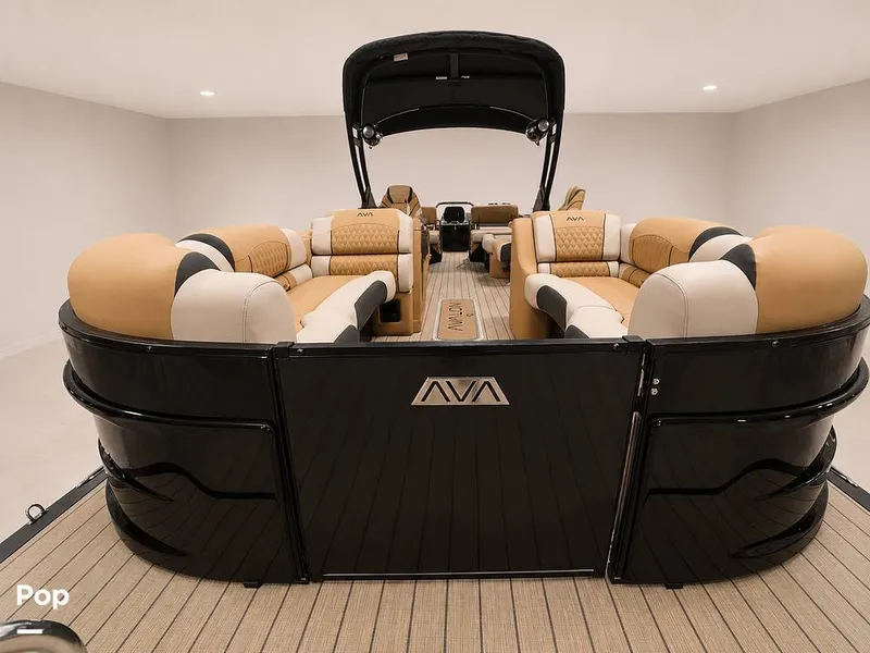 Slide: The Image of Avalon 2585 Excaliber LTD Quad Lounge 2025 - 16447215