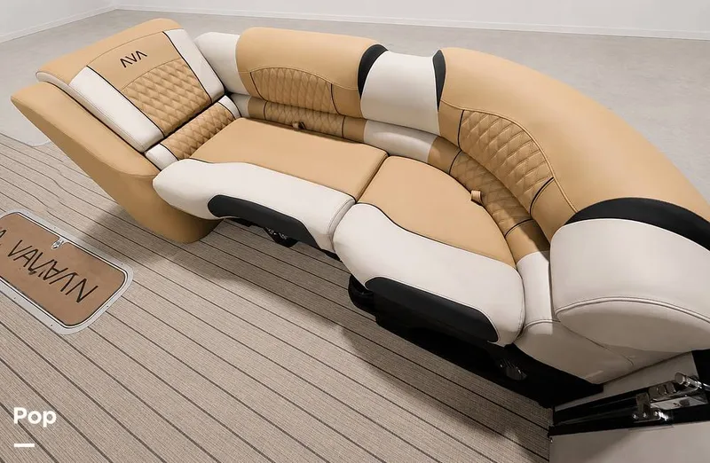 Slide: The Image of Avalon 2585 Excaliber LTD Quad Lounge 2025 - 16447218