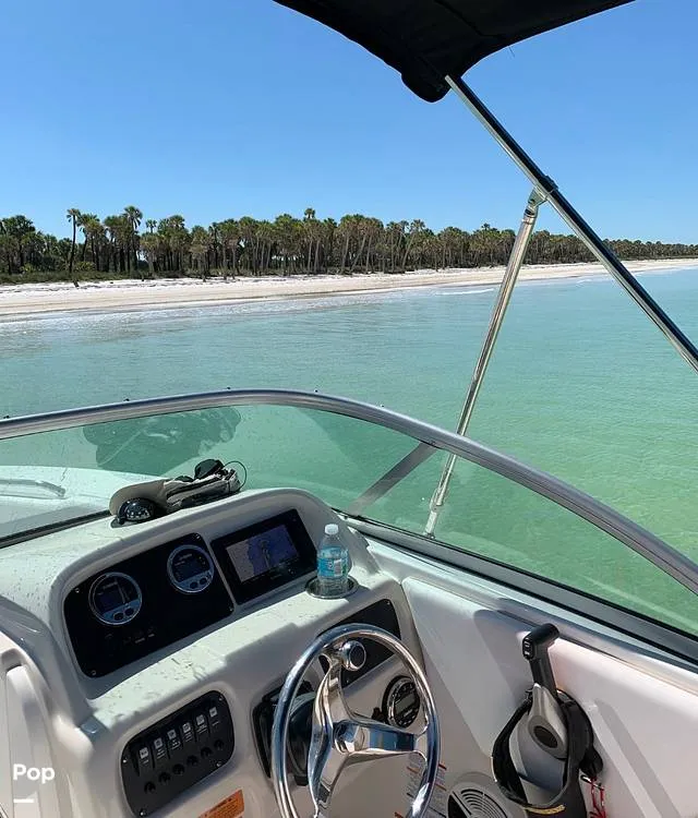 Slide: The Image of Robalo 207 Dual Console 2019 - 16447821