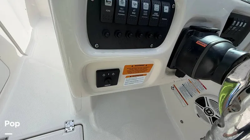 Slide: The Image of Robalo R207 Dual Console 2019 - 16455016