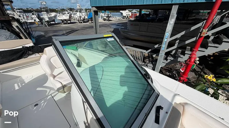 Slide: The Image of Robalo R207 Dual Console 2019 - 16455028