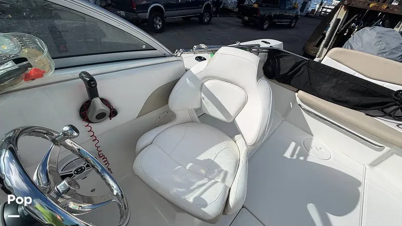 Slide: The Image of Robalo R207 Dual Console 2019 - 16455033