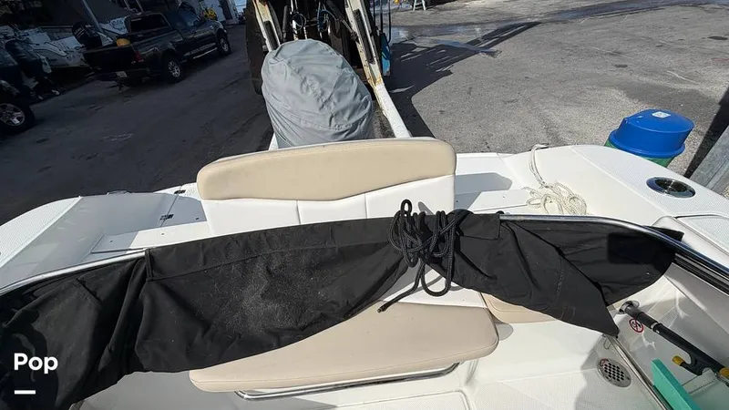 Slide: The Image of Robalo R207 Dual Console 2019 - 16455036