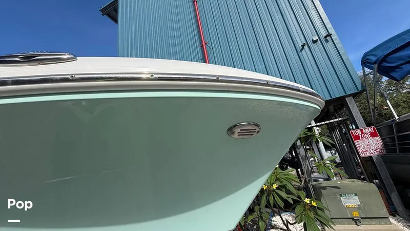 Slide: The Image of Robalo R207 Dual Console 2019 - 16455051