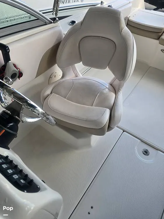 Slide: The Image of Robalo R207 Dual Console 2019 - 16455060