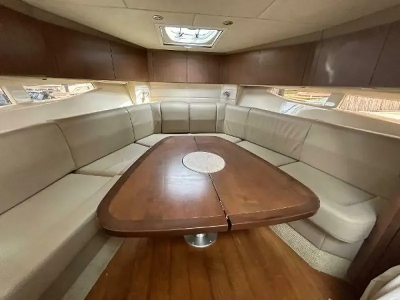Slide: The Image of Sea Ray 370 Venture 2014 - 26