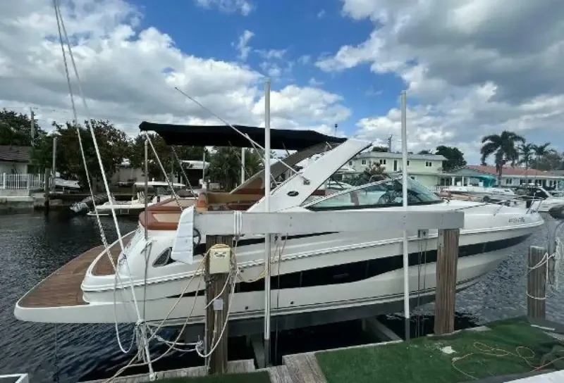 Slide: The Image of Sea Ray 370 Venture 2014 - 3