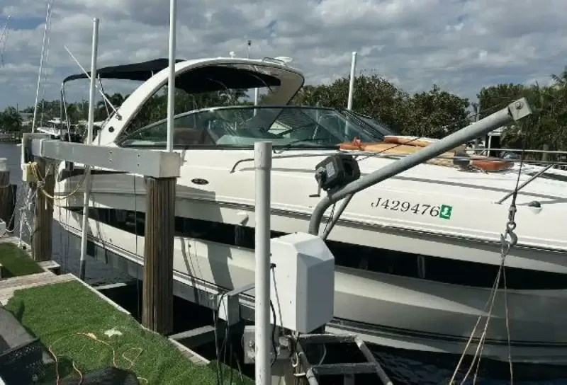 Slide: The Image of Sea Ray 370 Venture 2014 - 4