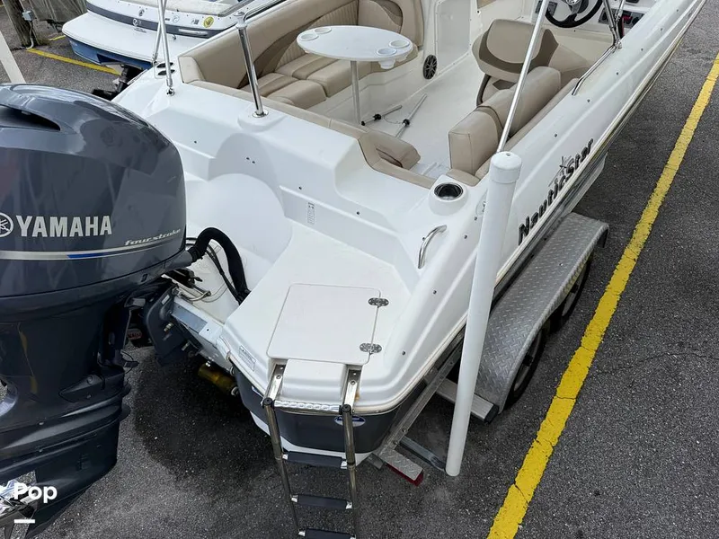 Slide: The Image of NauticStar 203SC Sport Deck 2014 - 16635837
