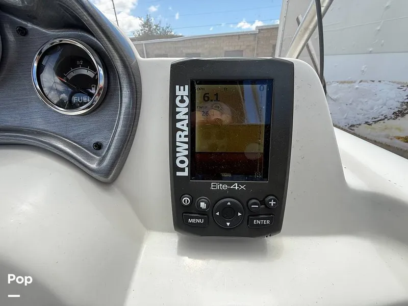 Slide: The Image of NauticStar 203SC Sport Deck 2014 - 16635783