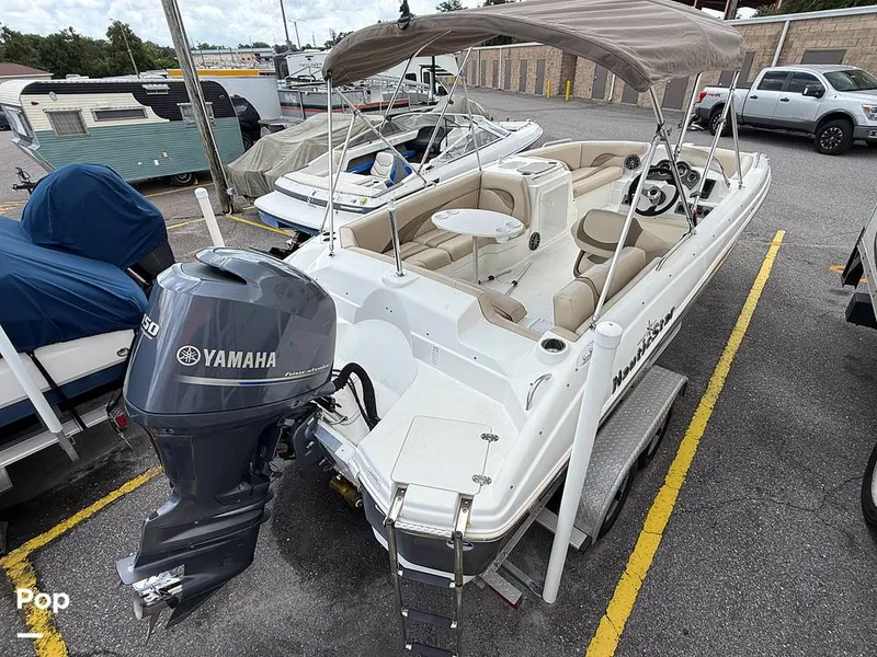 Slide: The Image of NauticStar 203SC Sport Deck 2014 - 16635760