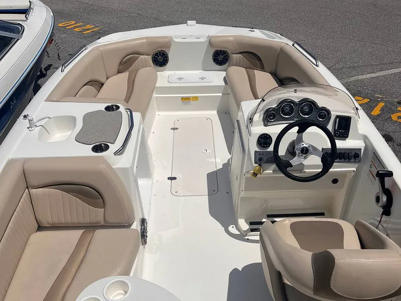 Slide: The Image of NauticStar 203SC Sport 2014 - 16457288