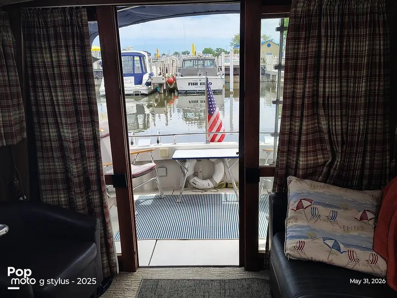 Slide: The Image of Chris-Craft Catalina 33 1979 - 16457443