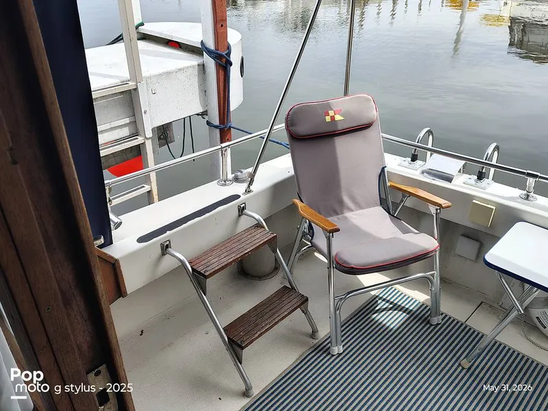Slide: The Image of Chris-Craft Catalina 33 1979 - 16457444