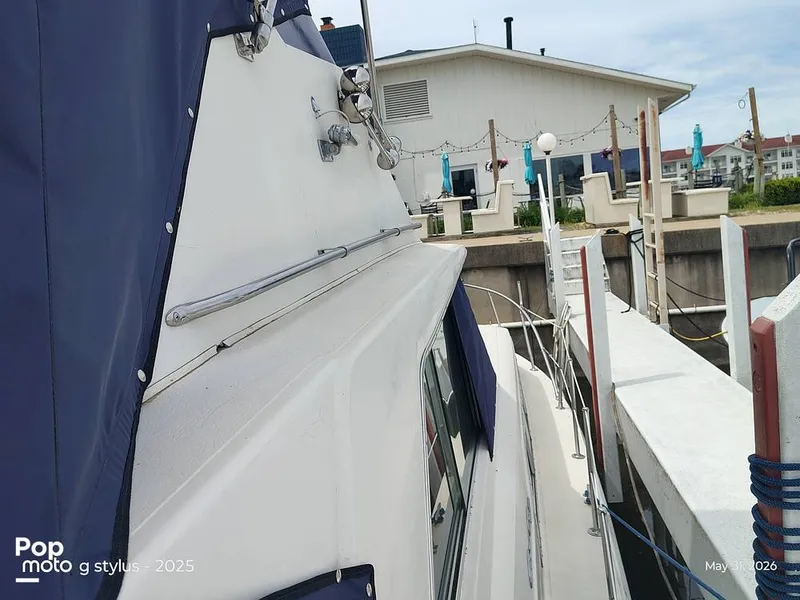 Slide: The Image of Chris-Craft Catalina 33 1979 - 16457447