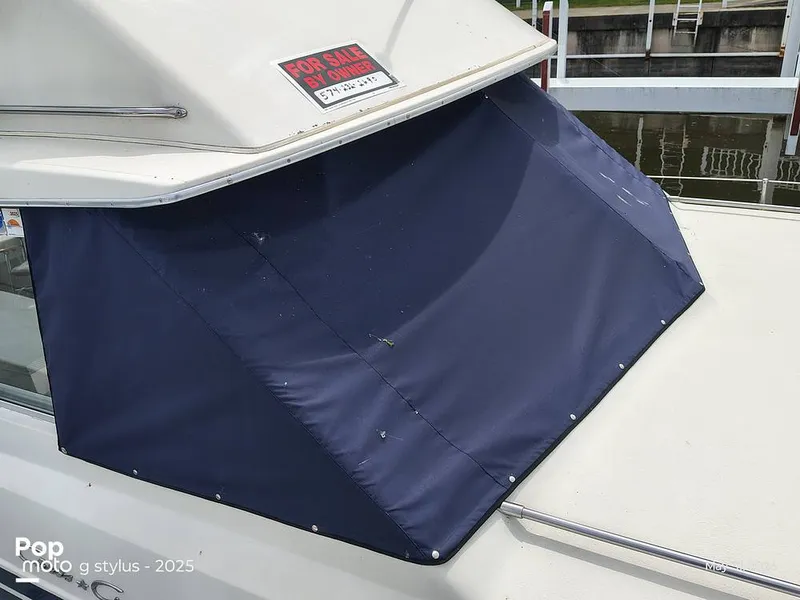 Slide: The Image of Chris-Craft Catalina 33 1979 - 16457450