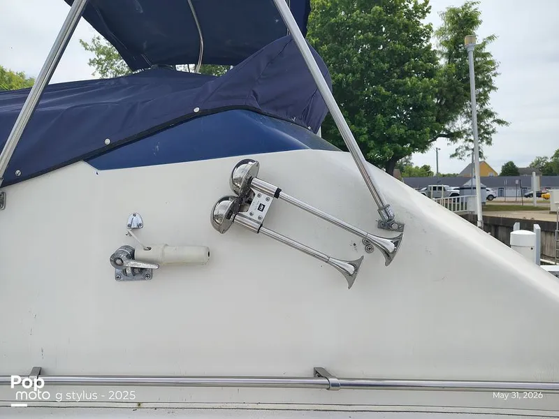 Slide: The Image of Chris-Craft Catalina 33 1979 - 16457454