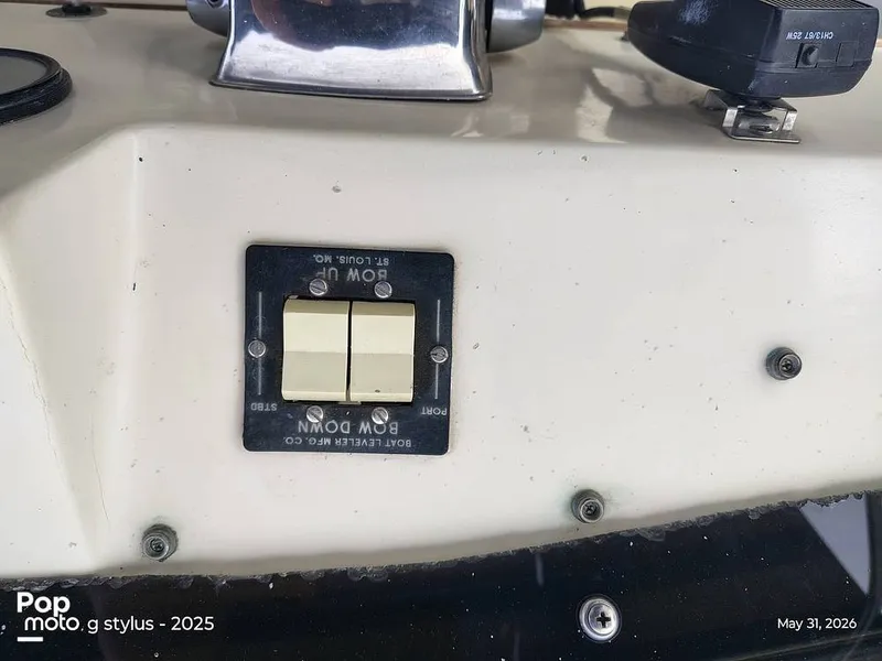 Slide: The Image of Chris-Craft Catalina 33 1979 - 16457464