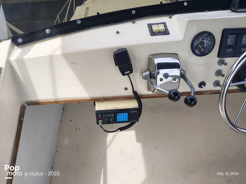 Slide: The Image of Chris-Craft Catalina 33 1979 - 16457465