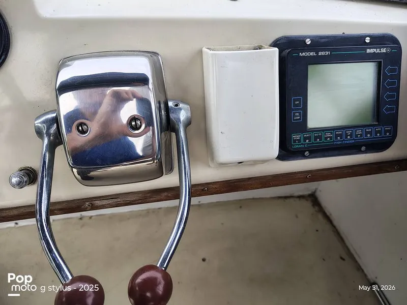 Slide: The Image of Chris-Craft Catalina 33 1979 - 16457468
