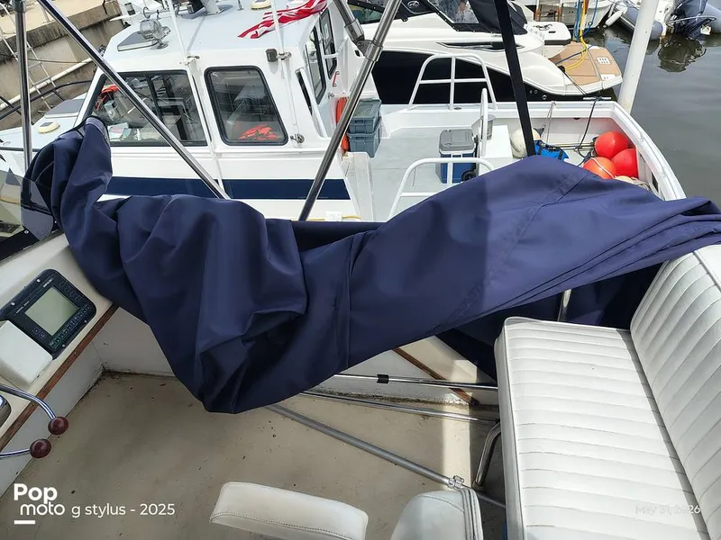 Slide: The Image of Chris-Craft Catalina 33 1979 - 16457472