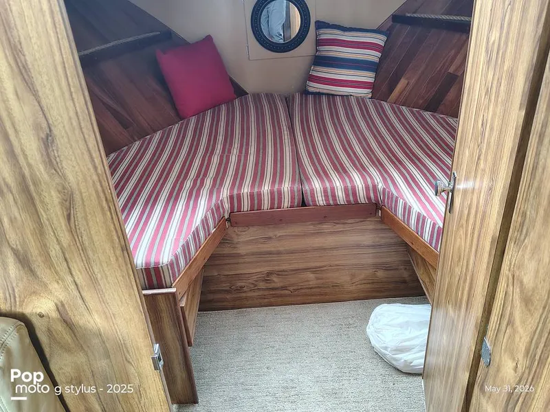 Slide: The Image of Chris-Craft Catalina 33 1979 - 16457343