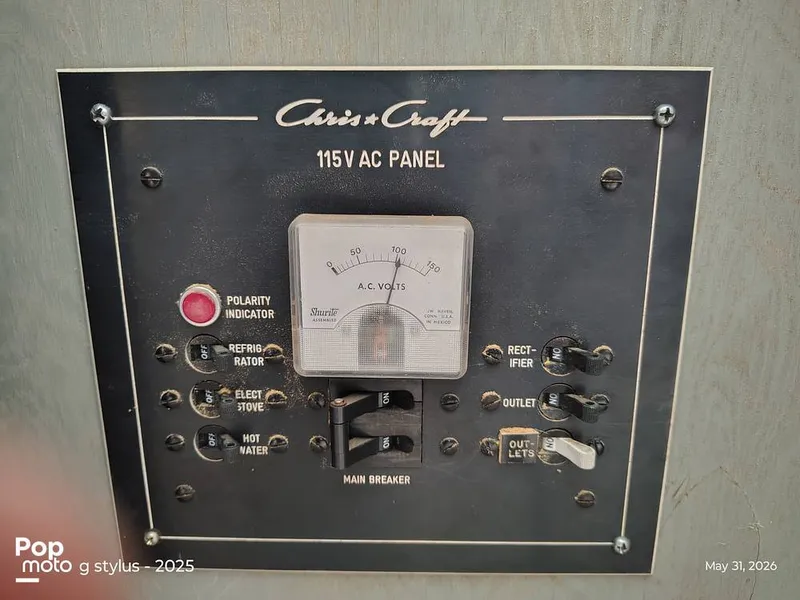Slide: The Image of Chris-Craft Catalina 33 1979 - 16457360