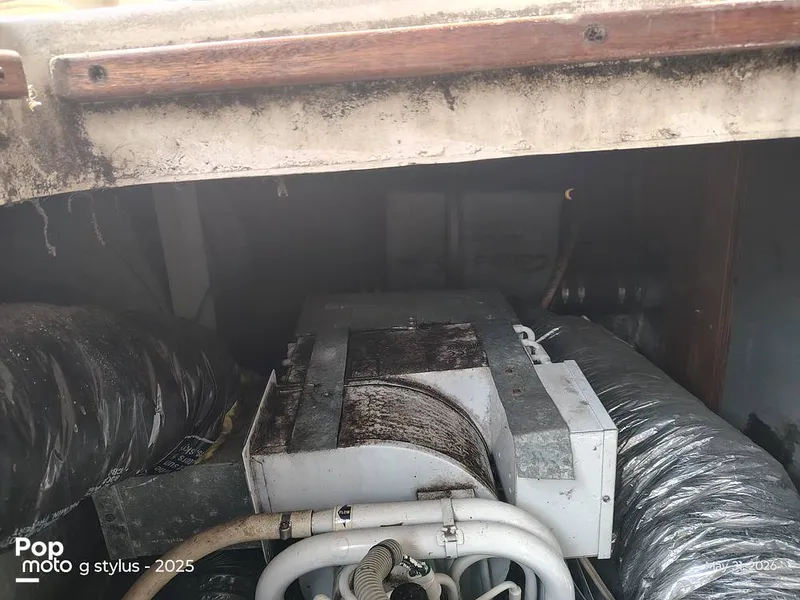 Slide: The Image of Chris-Craft Catalina 33 1979 - 16457369