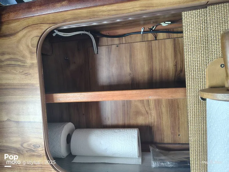 Slide: The Image of Chris-Craft Catalina 33 1979 - 16457416