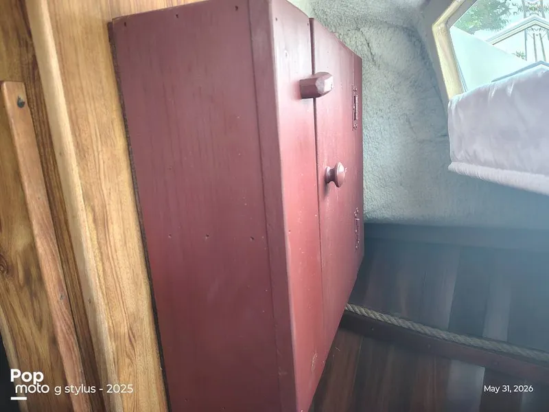 Slide: The Image of Chris-Craft Catalina 33 1979 - 16457426