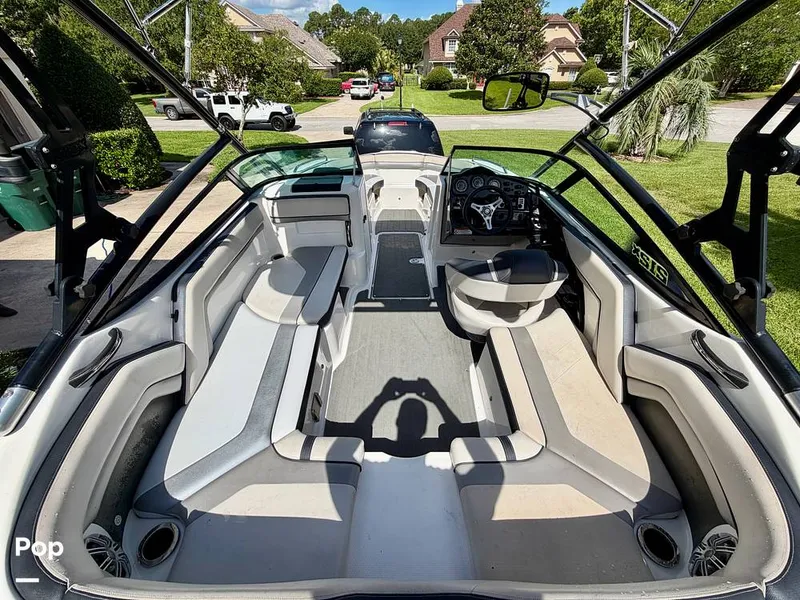 Slide: The Image of Yamaha 212X 2016 - 16471023