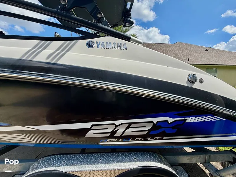 Slide: The Image of Yamaha 212X 2016 - 16471070