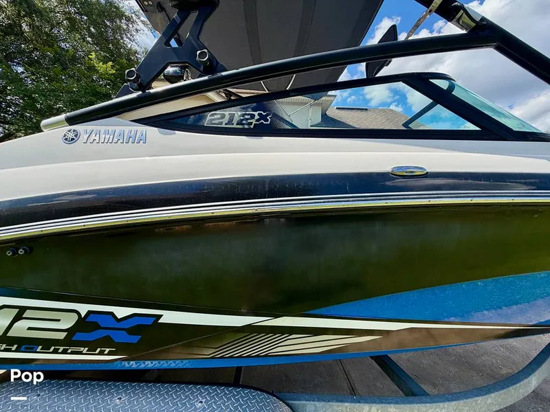 Slide: The Image of Yamaha 212X 2016 - 16471075