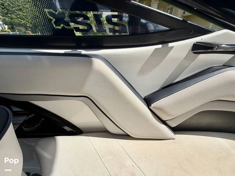Slide: The Image of Yamaha 212X 2016 - 16471097