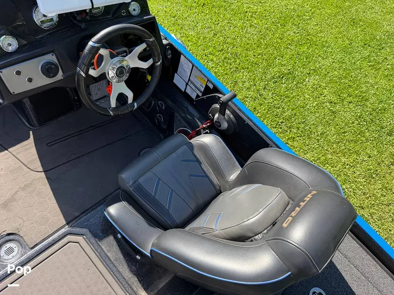 Slide: The Image of Nitro Z21 XL Dual Console 2023 - 16481822