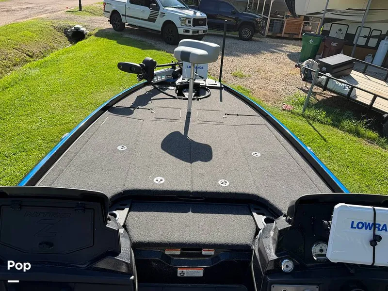 Slide: The Image of Nitro Z21 XL Dual Console 2023 - 16481821