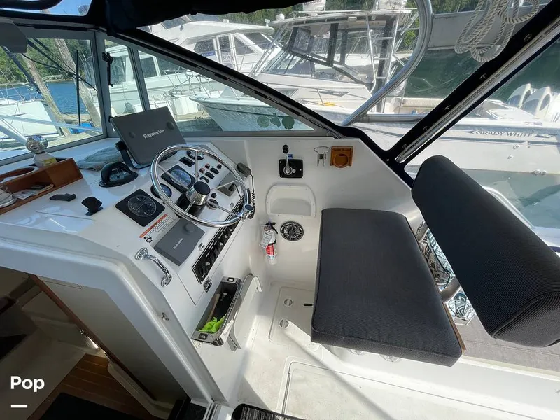 Slide: The Image of Mainship Pilot 30 1998 - 16537400