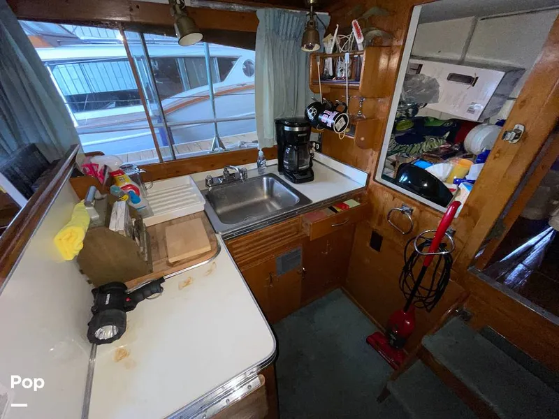 Slide: The Image of Chris-Craft Constellation 38 1957 - 16505892