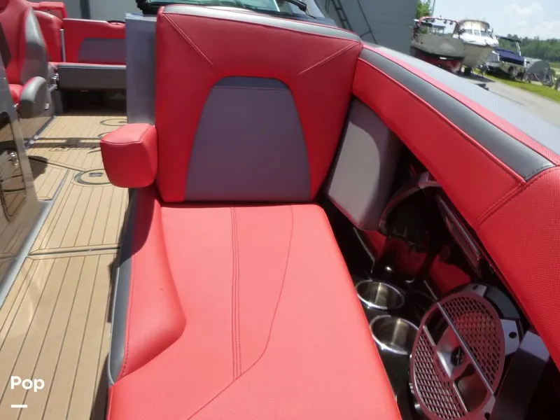 Slide: The Image of Mastercraft XStar S 2022 - 16494128