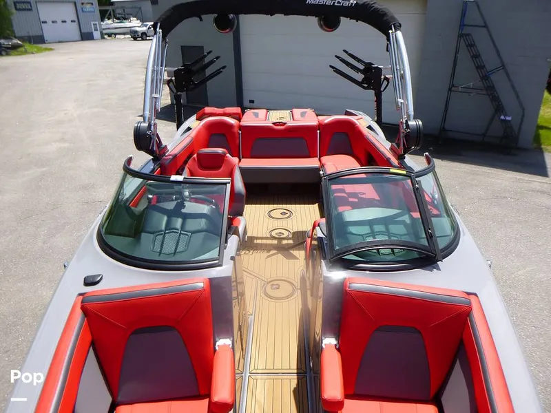 Slide: The Image of Mastercraft XStar S 2022 - 16494160
