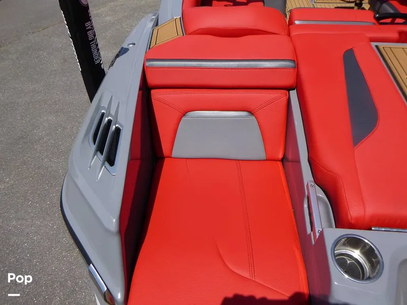 Slide: The Image of Mastercraft XStar S 2022 - 16494146