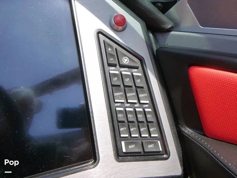 Slide: The Image of Mastercraft XStar S 2022 - 16494135
