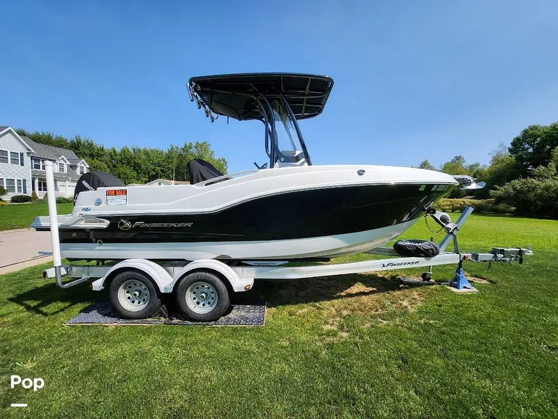 The Image of Crownline Boats Finseeker 200CC 2021 - 16489349