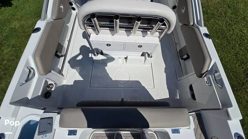 Slide: The Image of Crownline Boats Finseeker 200CC 2021 - 16507072