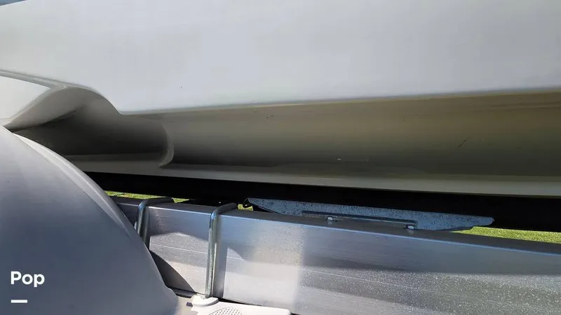 Slide: The Image of Crownline Boats Finseeker 200CC 2021 - 16507028