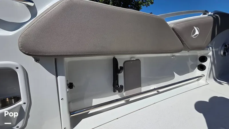 Slide: The Image of Crownline Boats Finseeker 200CC 2021 - 16507077